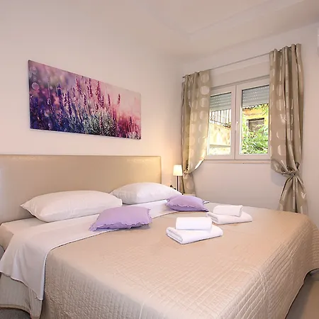Downtown Boutique Hostel-2